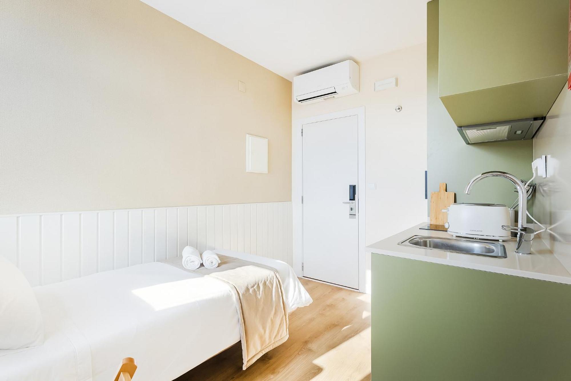 Metropolitan Living - Campolide Apartamento *