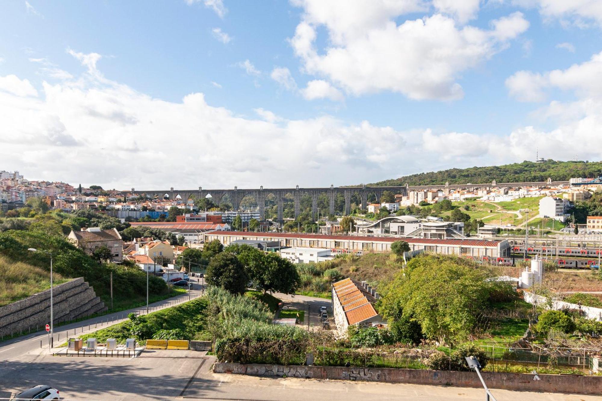Metropolitan Living - Campolide Apartamento