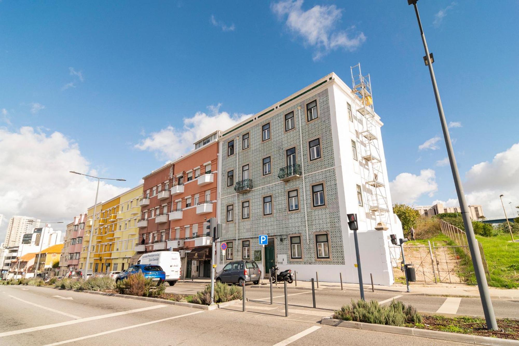 Metropolitan Living - Campolide Apartamento *